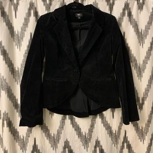 Black velvet blazer size med.